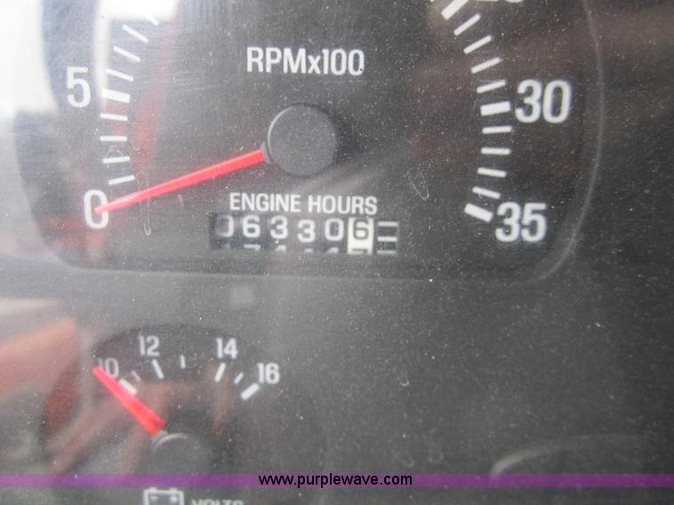 image for item B5627 2001 Sterling LT7501 dump truck