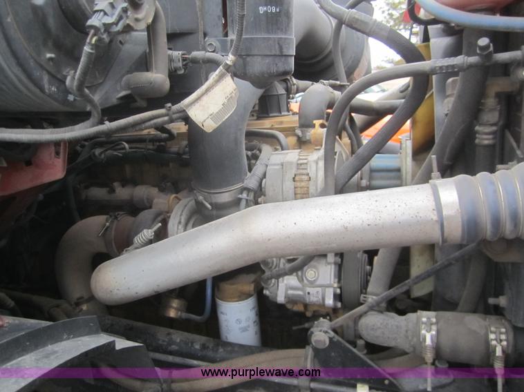 image for item B5627 2001 Sterling LT7501 dump truck