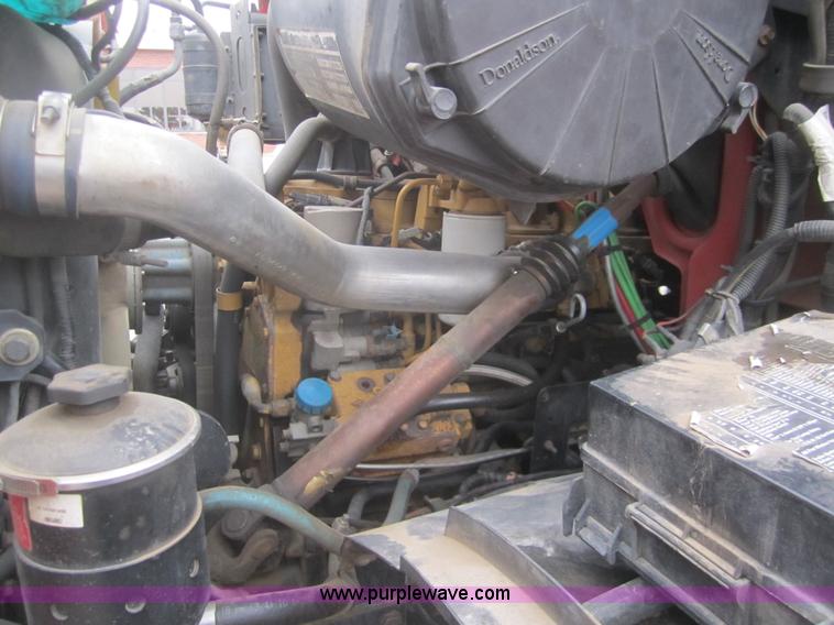 image for item B5627 2001 Sterling LT7501 dump truck