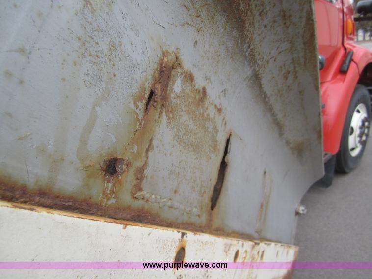 image for item B5627 2001 Sterling LT7501 dump truck