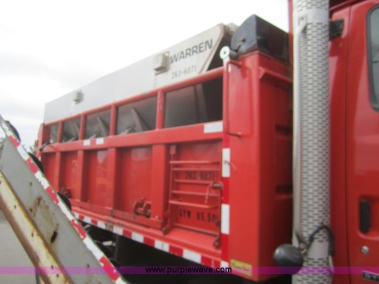 image for item B5627 2001 Sterling LT7501 dump truck