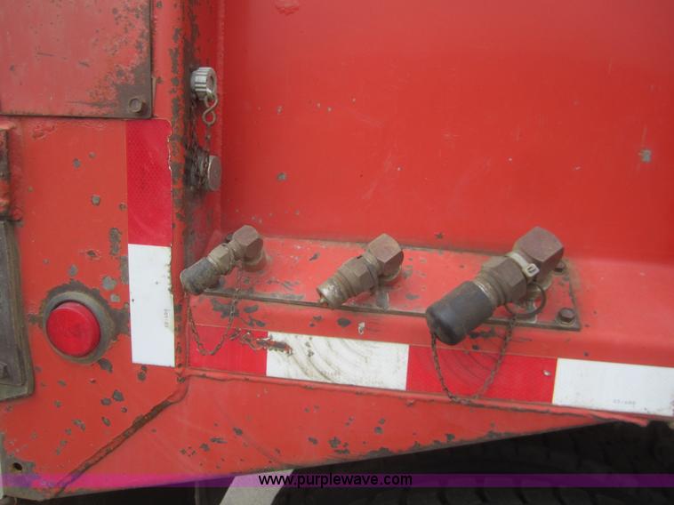 image for item B5627 2001 Sterling LT7501 dump truck