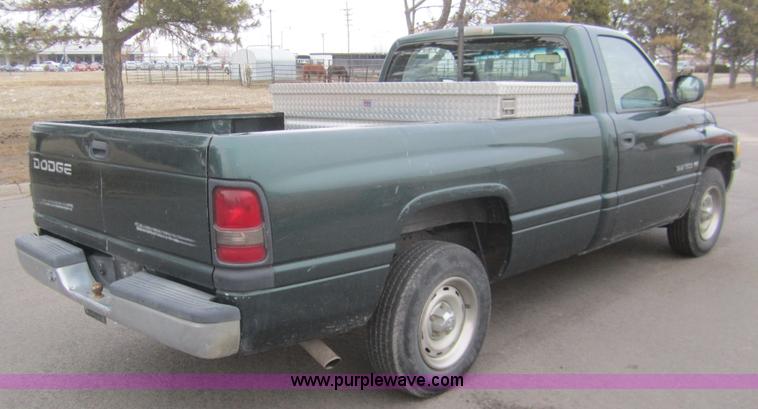 image for item B5630 1999 Dodge Ram 1500 pickup truck