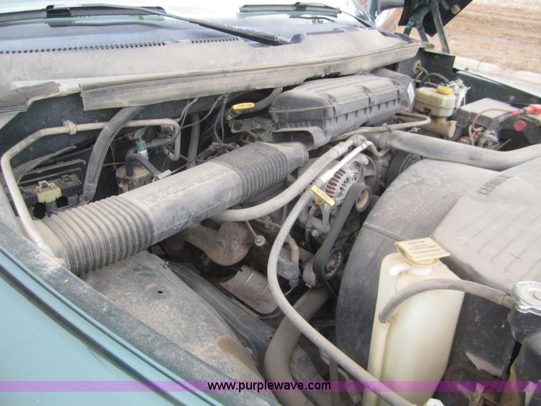 image for item B5630 1999 Dodge Ram 1500 pickup truck