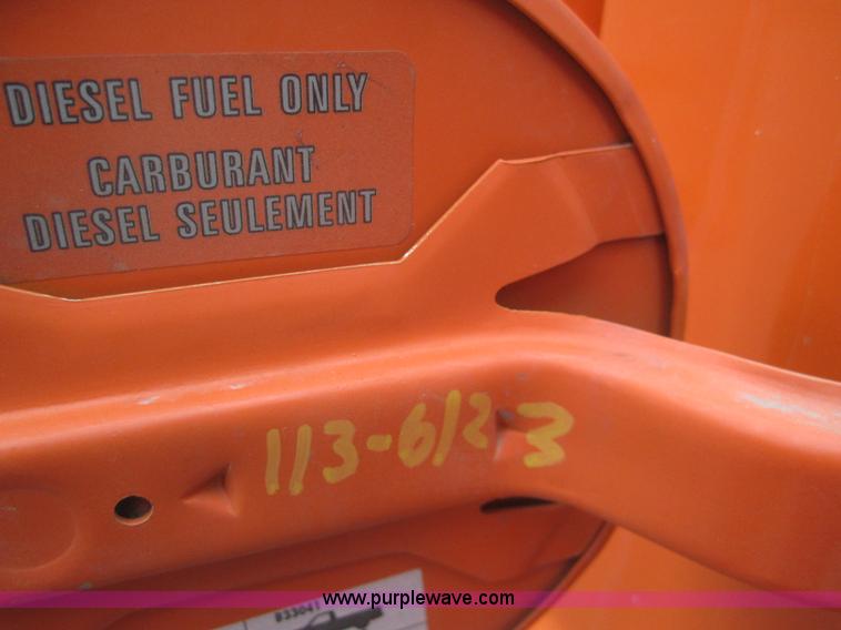 image for item B5631 2003 Ford F250 pickup truck