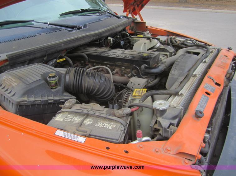 image for item B5632 2001 Dodge Ram 2500 pickup truck