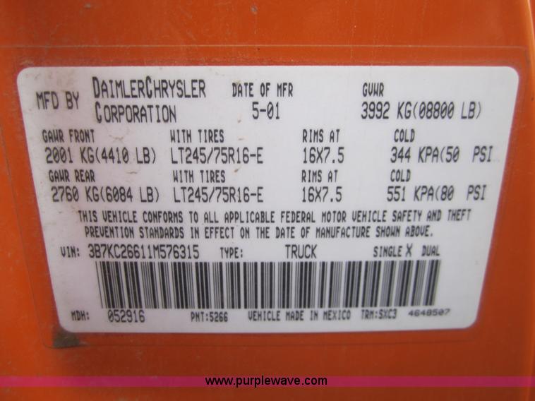 image for item B5633 2001 Dodge Ram 2500 pickup truck