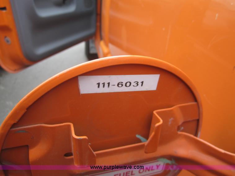 image for item B5633 2001 Dodge Ram 2500 pickup truck