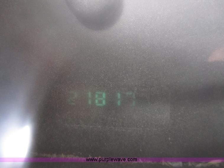 image for item B5634 2001 Dodge Ram 2500 pickup truck