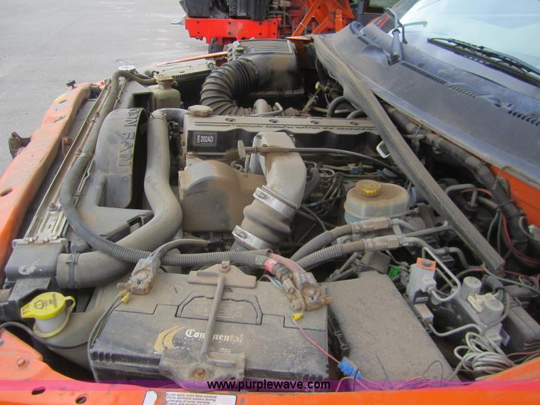 image for item B5635 2001 Dodge Ram 2500 pickup truck