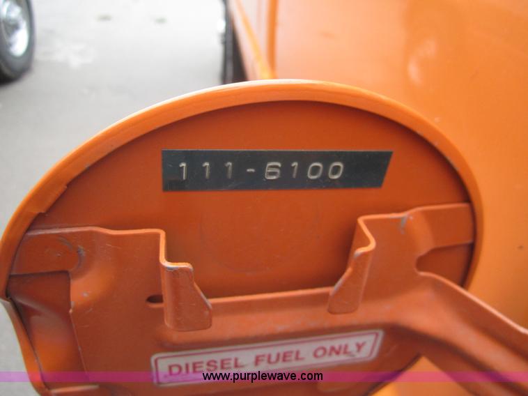 image for item B5635 2001 Dodge Ram 2500 pickup truck