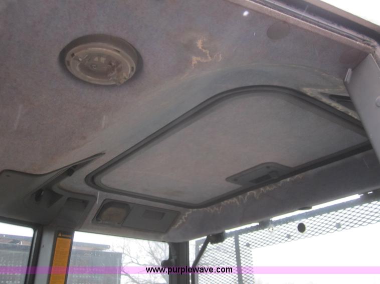 image for item B5636 1996 New Holland 6640SL tractor
