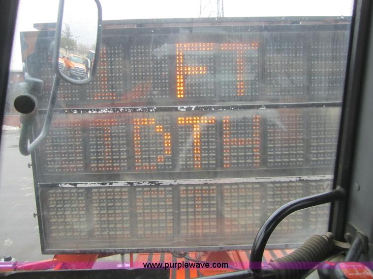 image for item B5637 2001 Ver-Mac PCMS-1210 variable message board