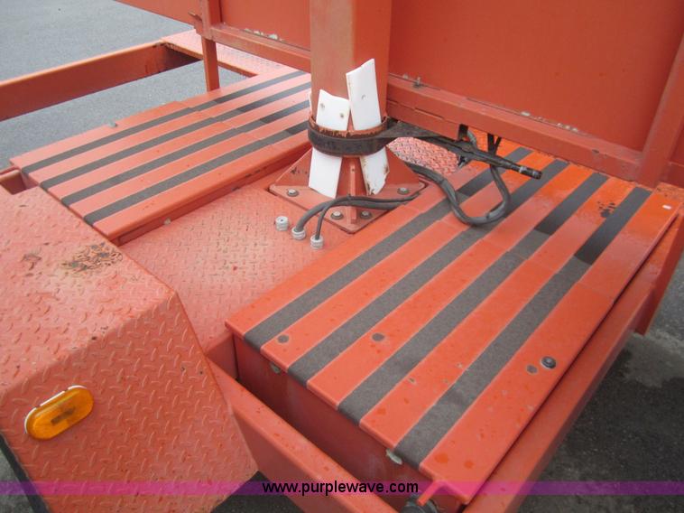 image for item B5637 2001 Ver-Mac PCMS-1210 variable message board