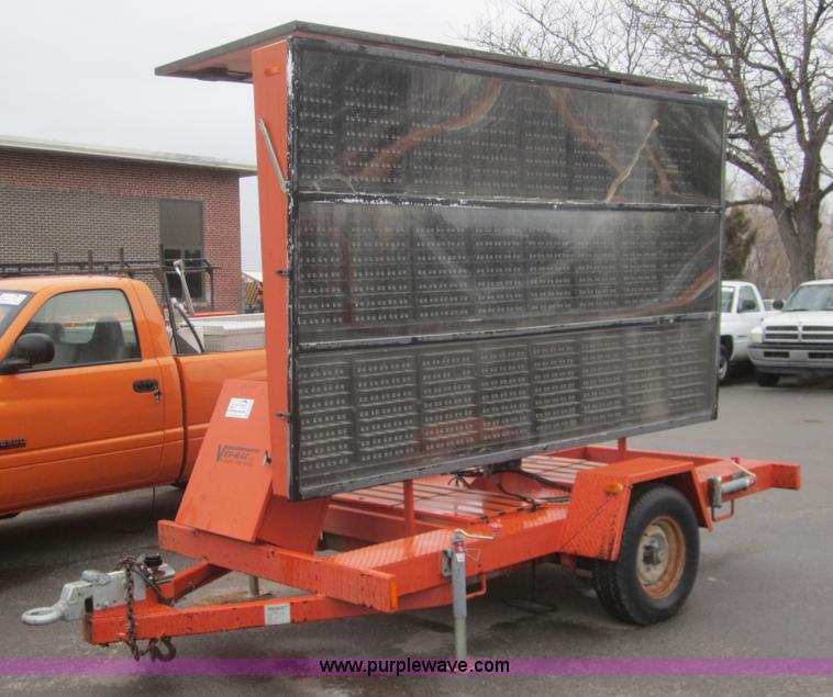 image for item B5639 2001 Ver-Mac PCMS-1210 variable message board