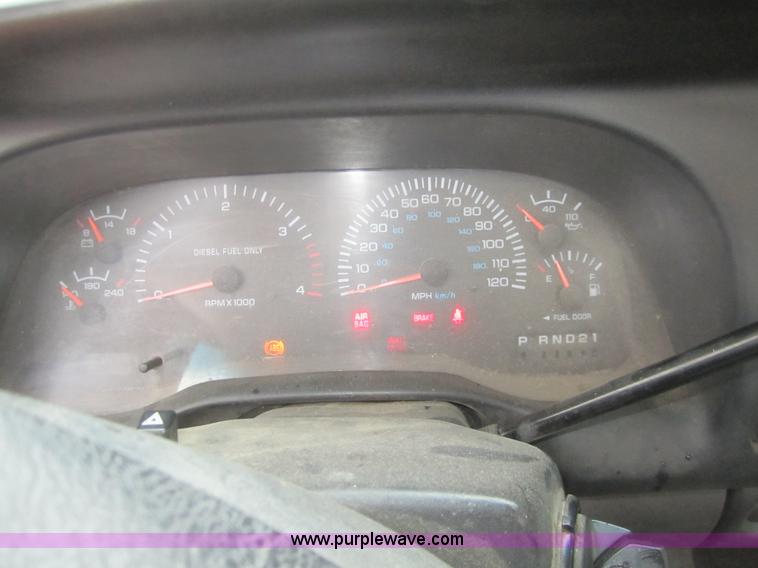 image for item B5643 2001 Dodge Ram 2500 pickup truck