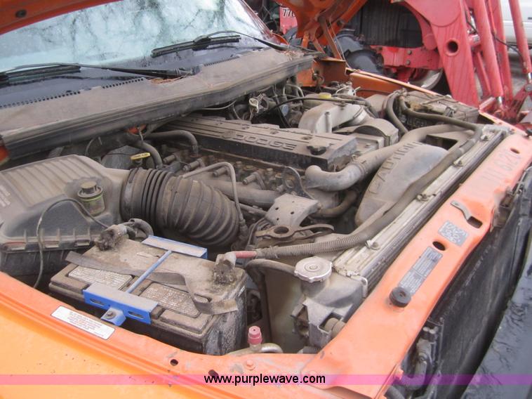 image for item B5644 2001 Dodge Ram 2500 pickup truck