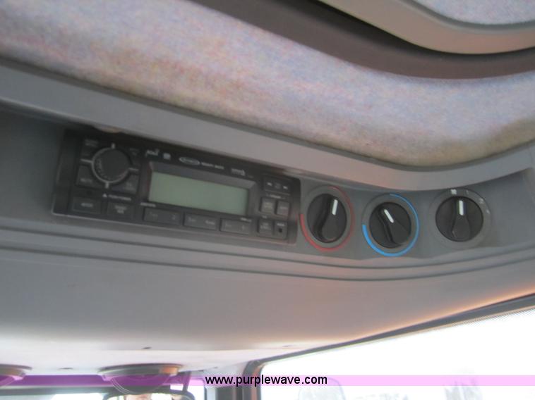 image for item B5645 1996 New Holland 7740SL MFWD tractor