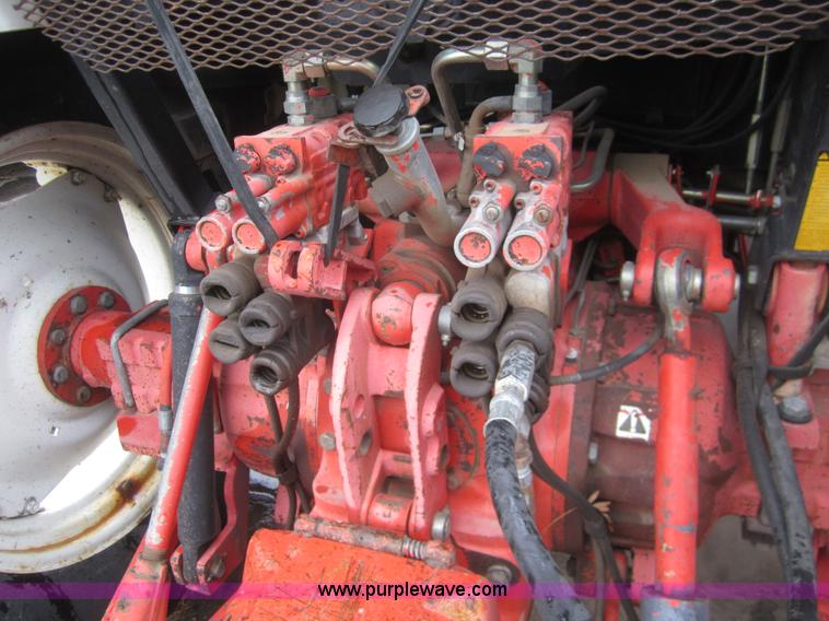 image for item B5645 1996 New Holland 7740SL MFWD tractor