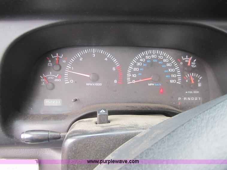 image for item B5646 2001 Dodge Ram 1500 pickup truck