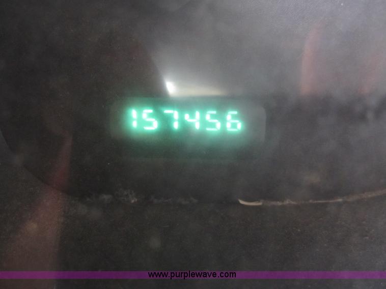 image for item B5647 2001 Dodge Ram 1500 pickup truck