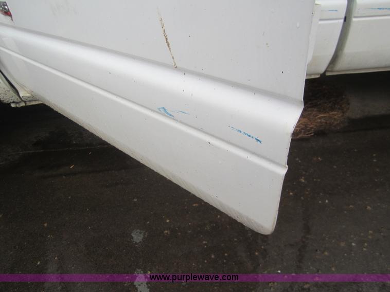 image for item B5647 2001 Dodge Ram 1500 pickup truck