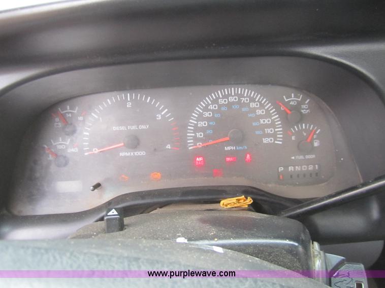 image for item B5650 2001 Dodge Ram 2500 pickup truck