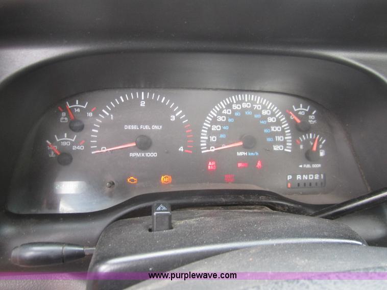 image for item B5652 2001 Dodge Ram 2500 pickup truck