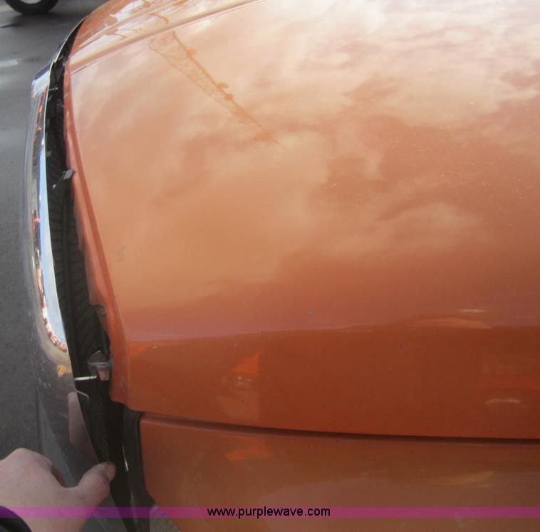 image for item B5656 2001 Dodge Ram 2500 pickup truck