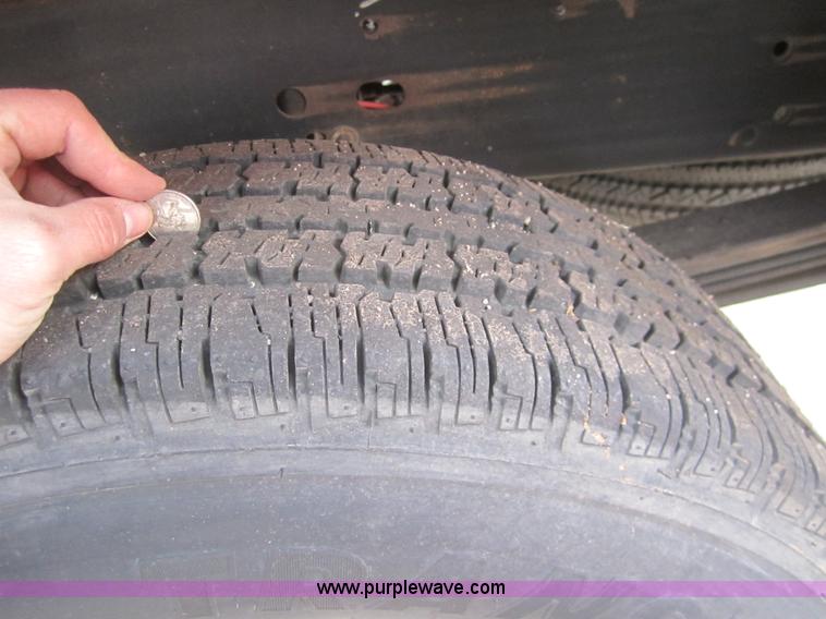 image for item B5657 2002 Chevrolet Silverado 2500HD pickup truck