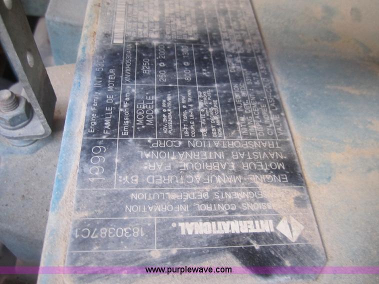 image for item B5659 1999 International 4900 tandem axle dump truck