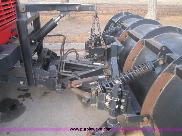 image for item B5659 1999 International 4900 tandem axle dump truck