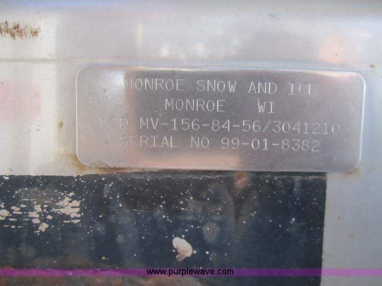 image for item B5659 1999 International 4900 tandem axle dump truck