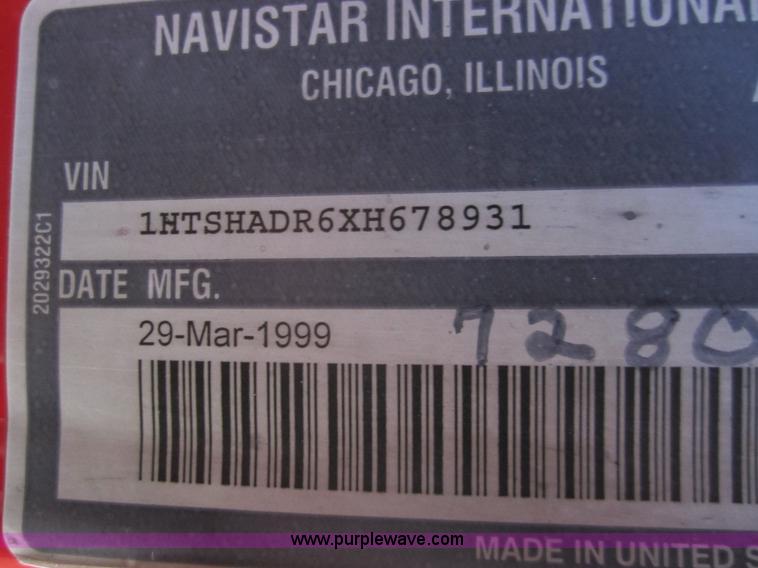 image for item B5659 1999 International 4900 tandem axle dump truck