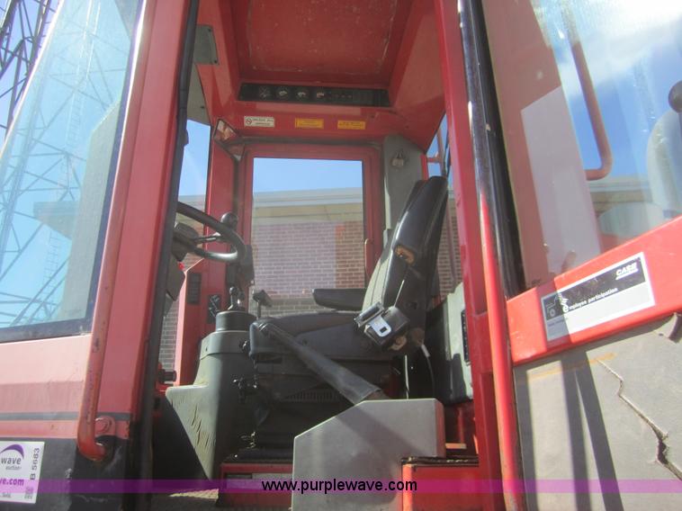 image for item B5683 1996 Case 621B wheel loader