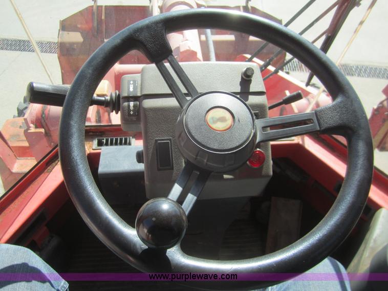 image for item B5683 1996 Case 621B wheel loader