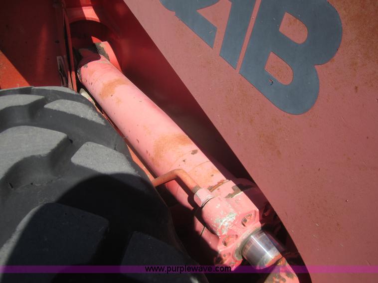 image for item B5683 1996 Case 621B wheel loader