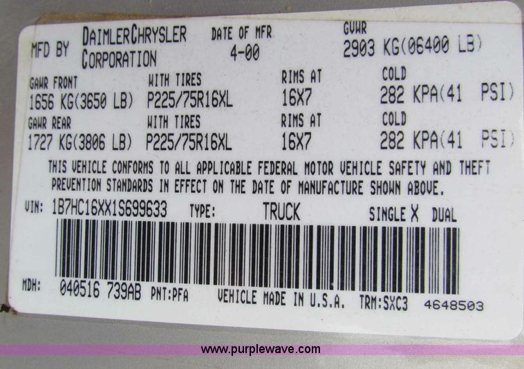 image for item B7069 2001 Dodge Ram 1500 pickup truck