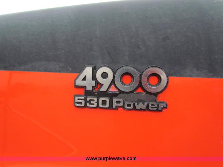 image for item B7075 1999 International 4900 tandem axle dump truck