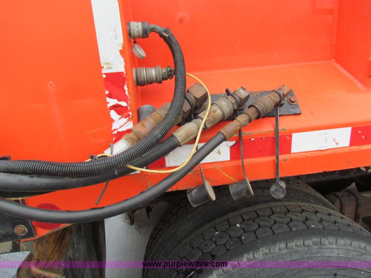 image for item B7075 1999 International 4900 tandem axle dump truck