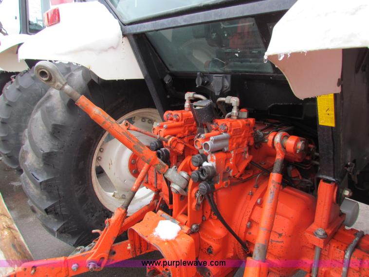 image for item B7076 1997 New Holland 6640SL tractor
