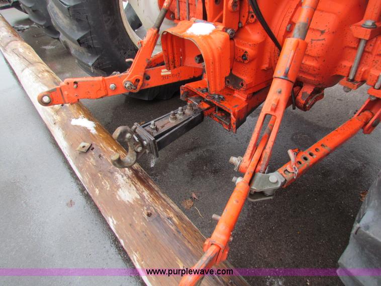 image for item B7076 1997 New Holland 6640SL tractor