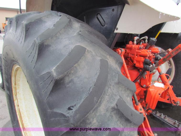 image for item B7076 1997 New Holland 6640SL tractor