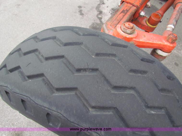 image for item B7076 1997 New Holland 6640SL tractor