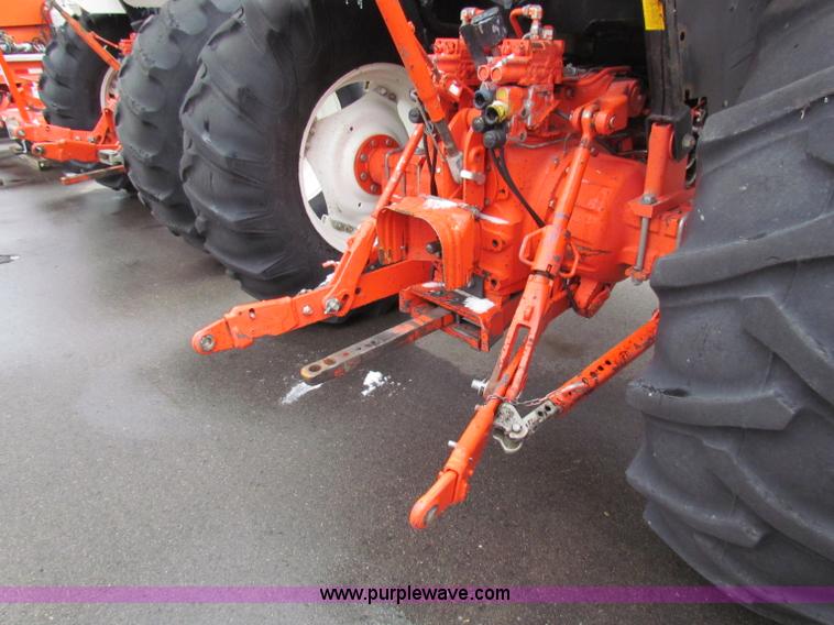 image for item B7078 1997 New Holland 6640SL tractor