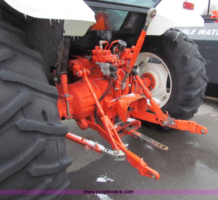 image for item B7078 1997 New Holland 6640SL tractor