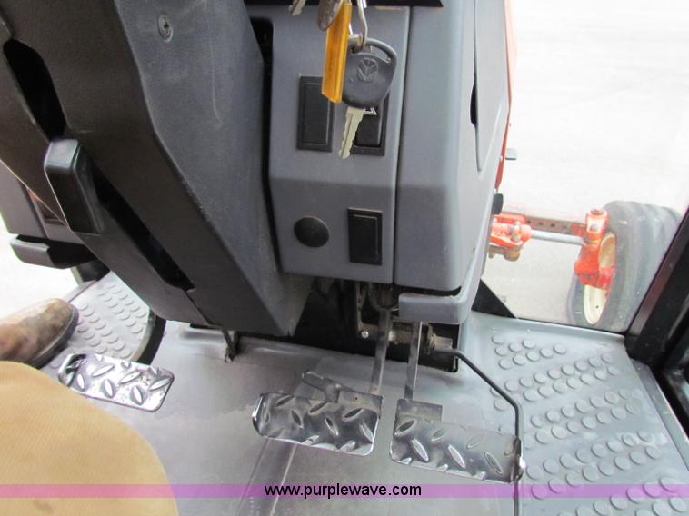 image for item B7079 1997 New Holland 6640SL tractor