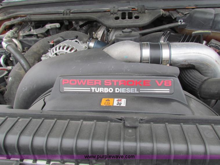 image for item B7084 2003 Ford F250 XL pickup truck