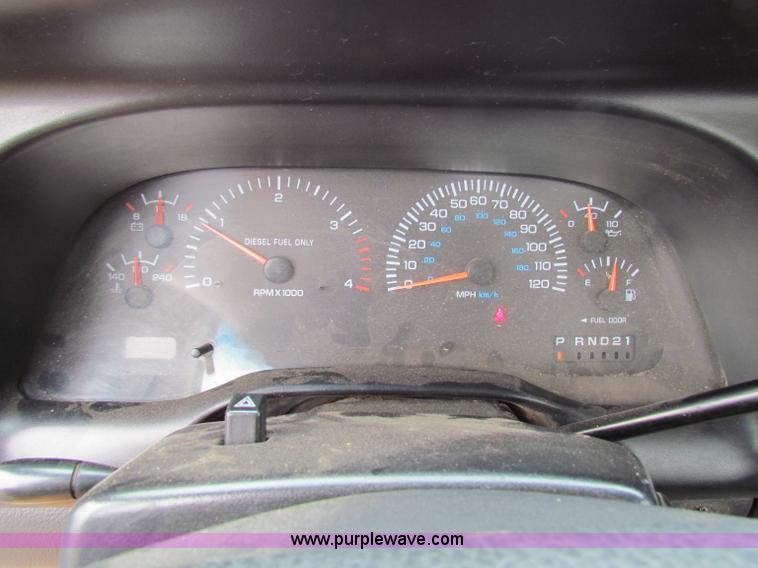 image for item B7091 2001 Dodge Ram 2500HD pickup truck