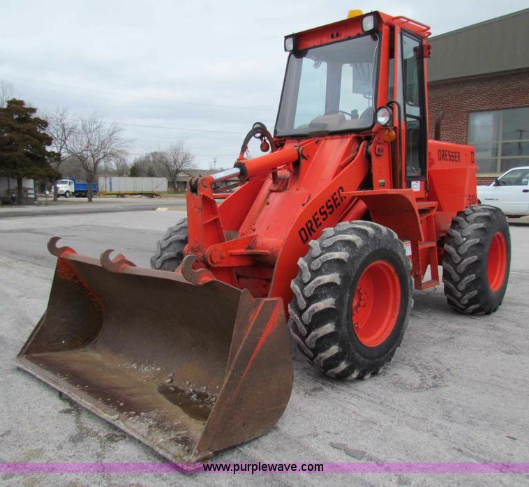 image for item B7094 1994 Dresser 510C wheel loader